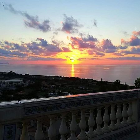 Casa Vacanze Fede Santo Stefano di Camastra Exteriör bild