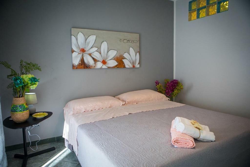 Casa Vacanze Fede Santo Stefano di Camastra Exteriör bild